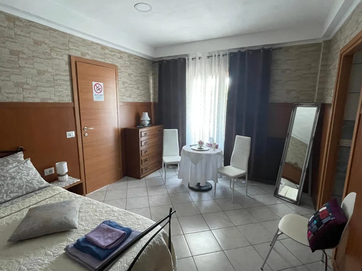 Bed and Breakfast Al cervo tra i laghi Tavernerio Bed & Breakfast