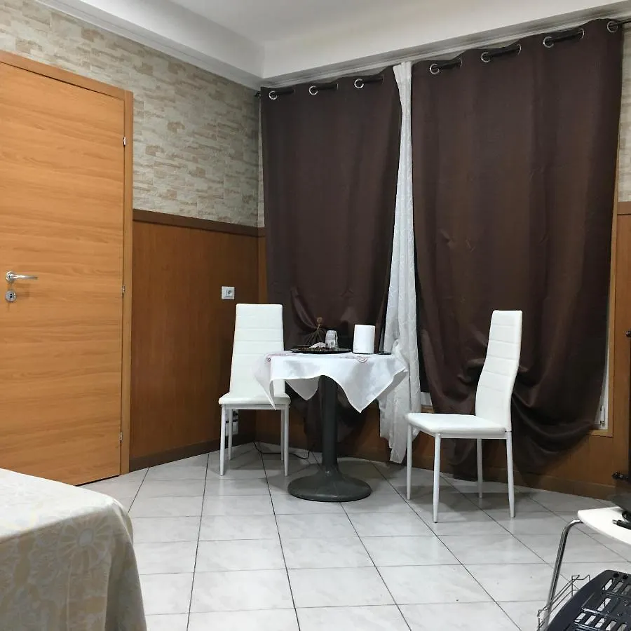 Tavernerio Al Cervo Tra I Laghi B&B