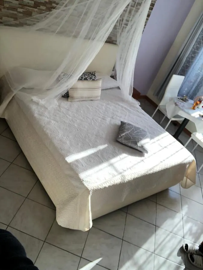 Bed and Breakfast Al cervo tra i laghi Tavernerio 0*,