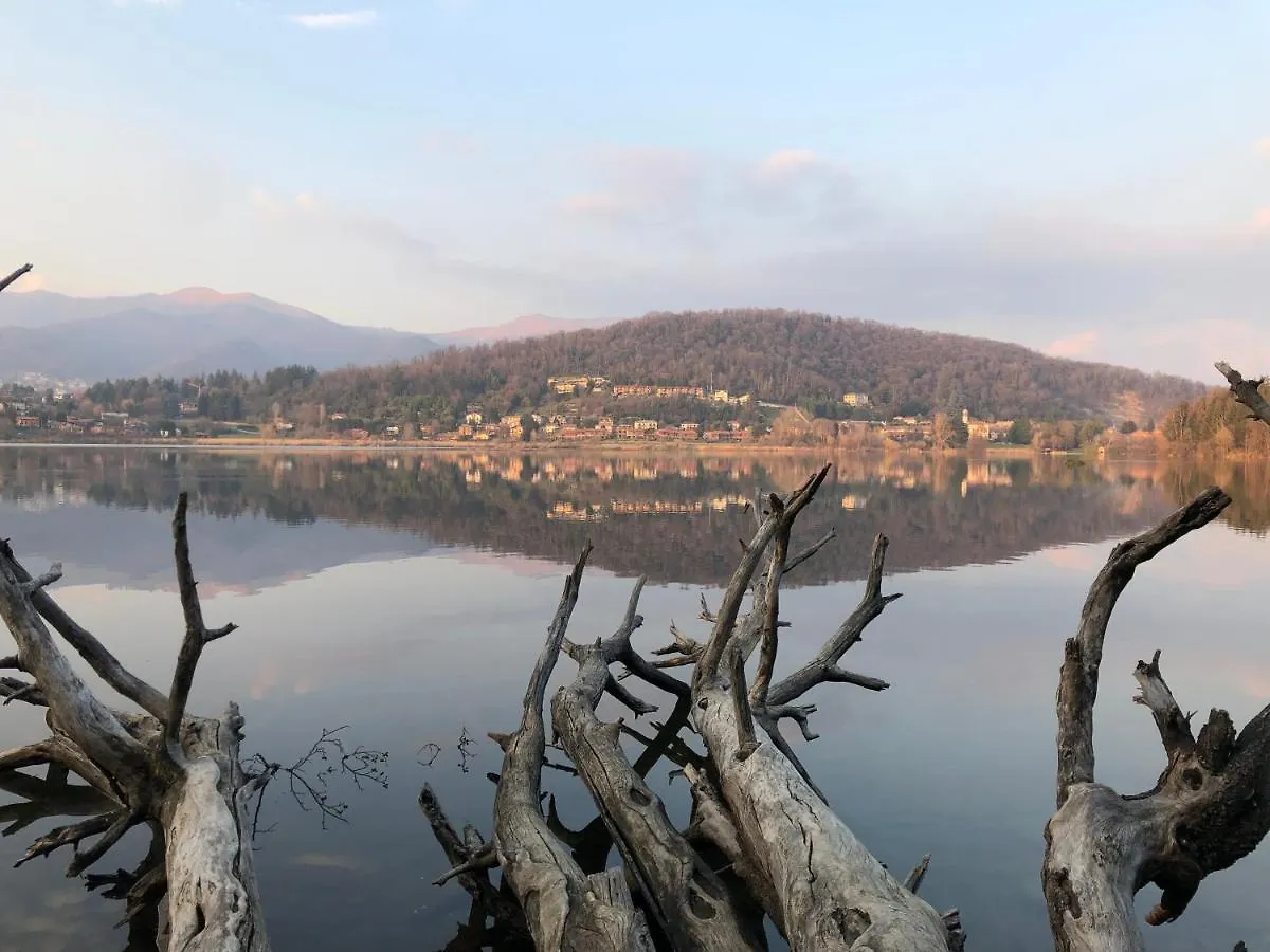 Bed and Breakfast Al cervo tra i laghi Tavernerio 0*,