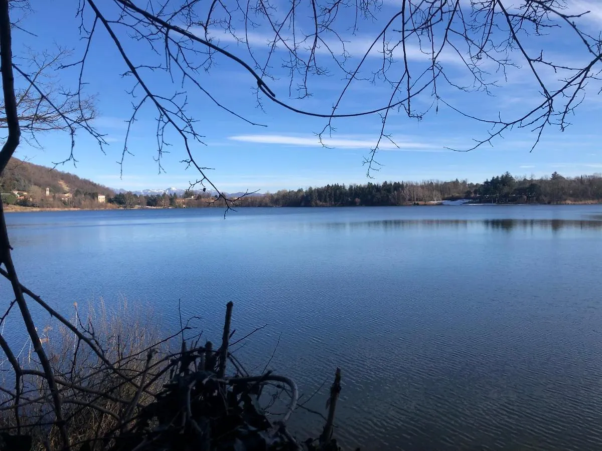 Al Cervo Tra I Laghi Bed & Breakfast Tavernerio 0*,